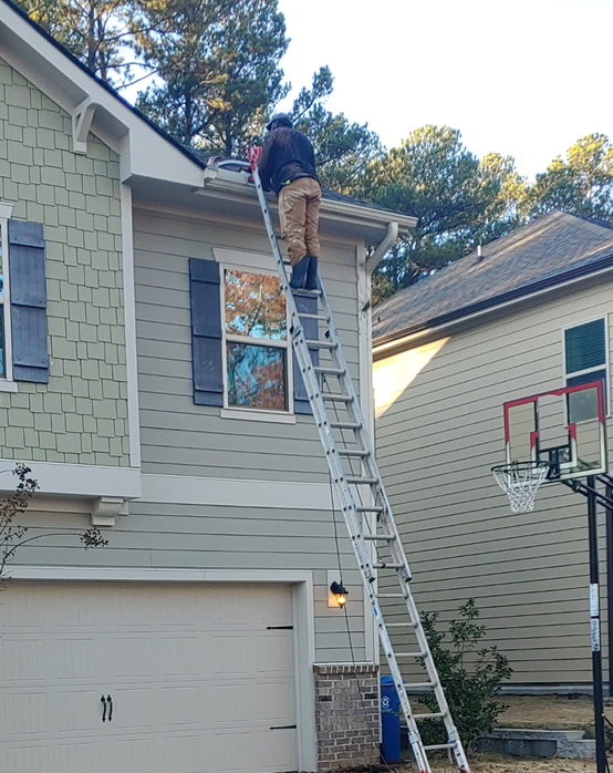 Roof Cleaning Near Me Clayton
