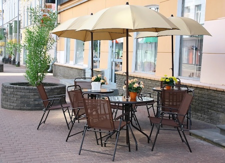 Restaurant exterior cleaning